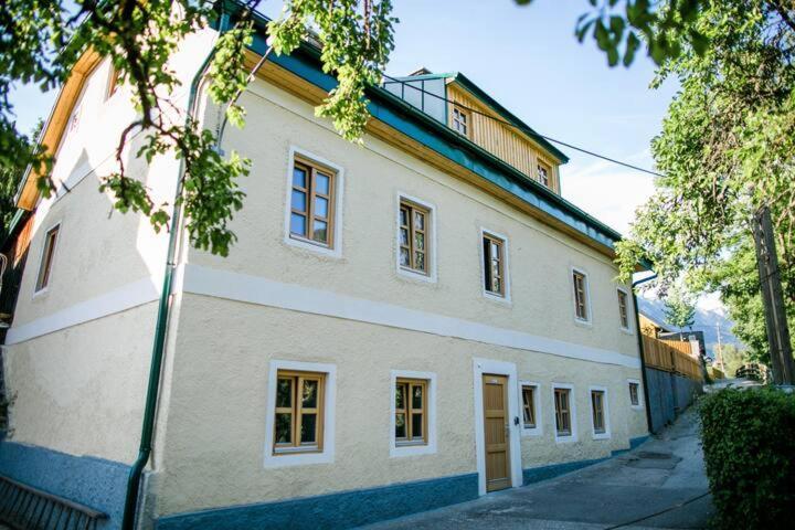 Apartment Aussee- Beletage Salzherrenhof- Kueche, Wlan, Netflix Bad Aussee Dış mekan fotoğraf