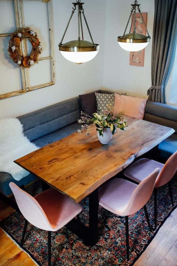 Apartment Aussee- Beletage Salzherrenhof- Kueche, Wlan, Netflix Bad Aussee Dış mekan fotoğraf