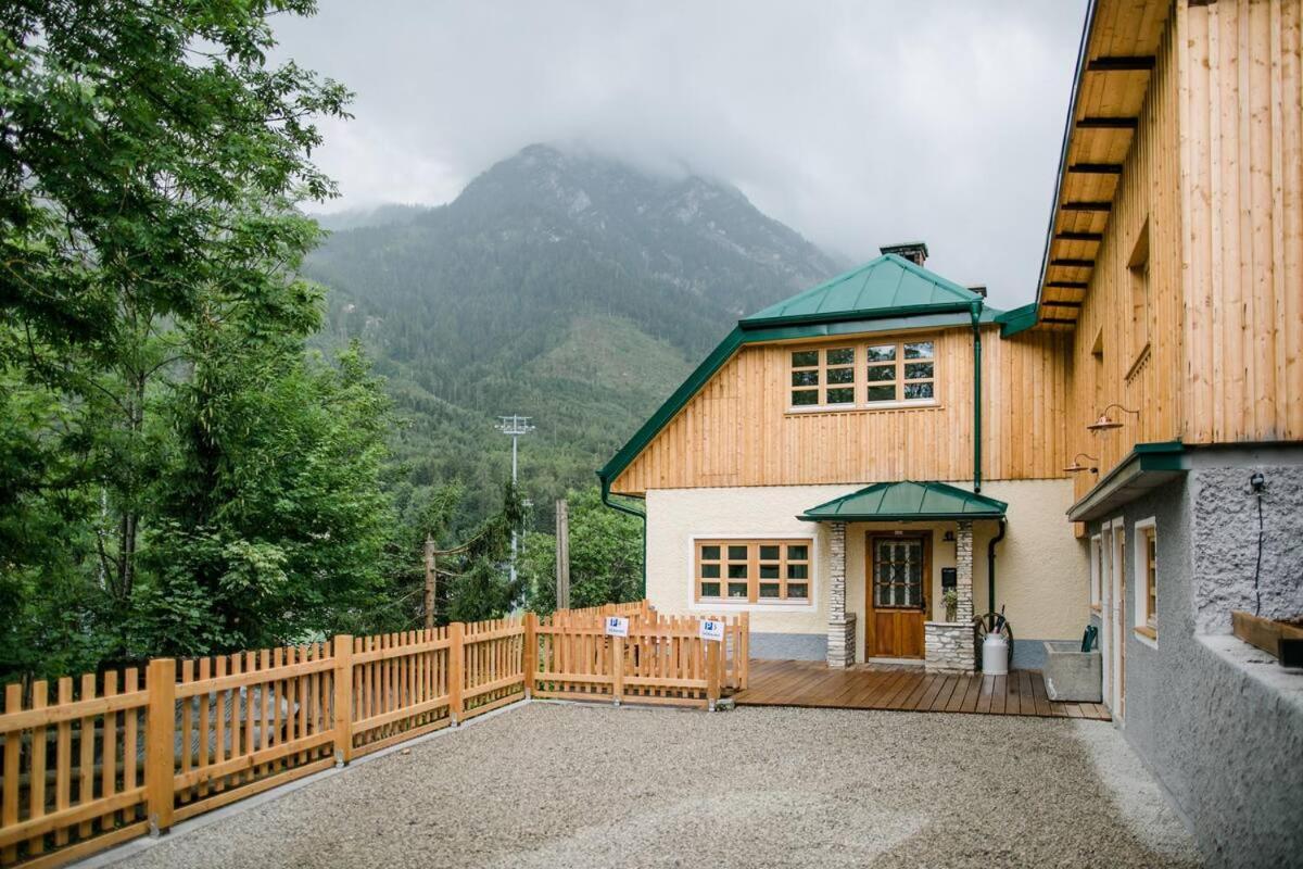 Apartment Aussee- Beletage Salzherrenhof- Kueche, Wlan, Netflix Bad Aussee Dış mekan fotoğraf